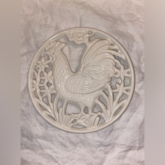 3/30$ Home Kitchen Farmhouse Cast Iron white‎ rooster Trivet 8” - Picture 1 of 7
